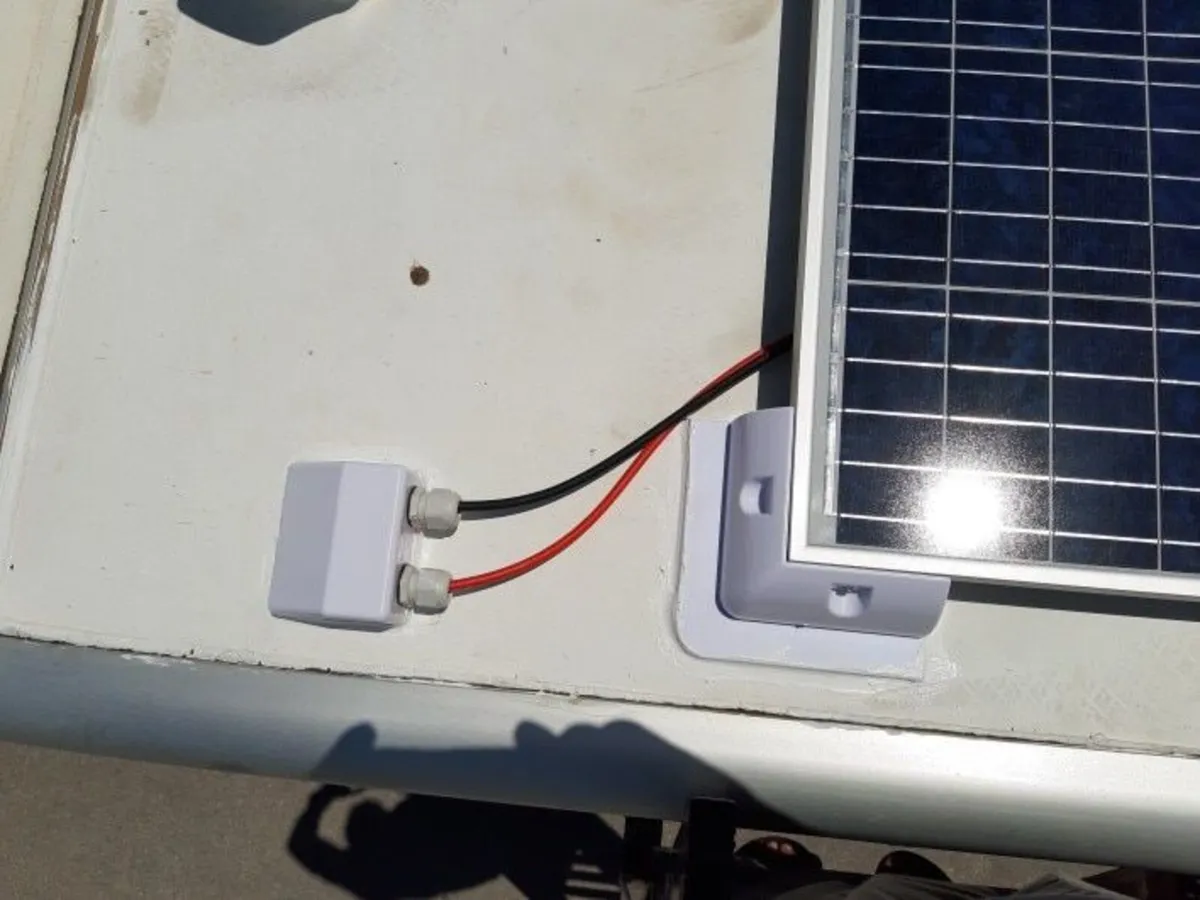 Brackets for camper van solar panels - Image 4