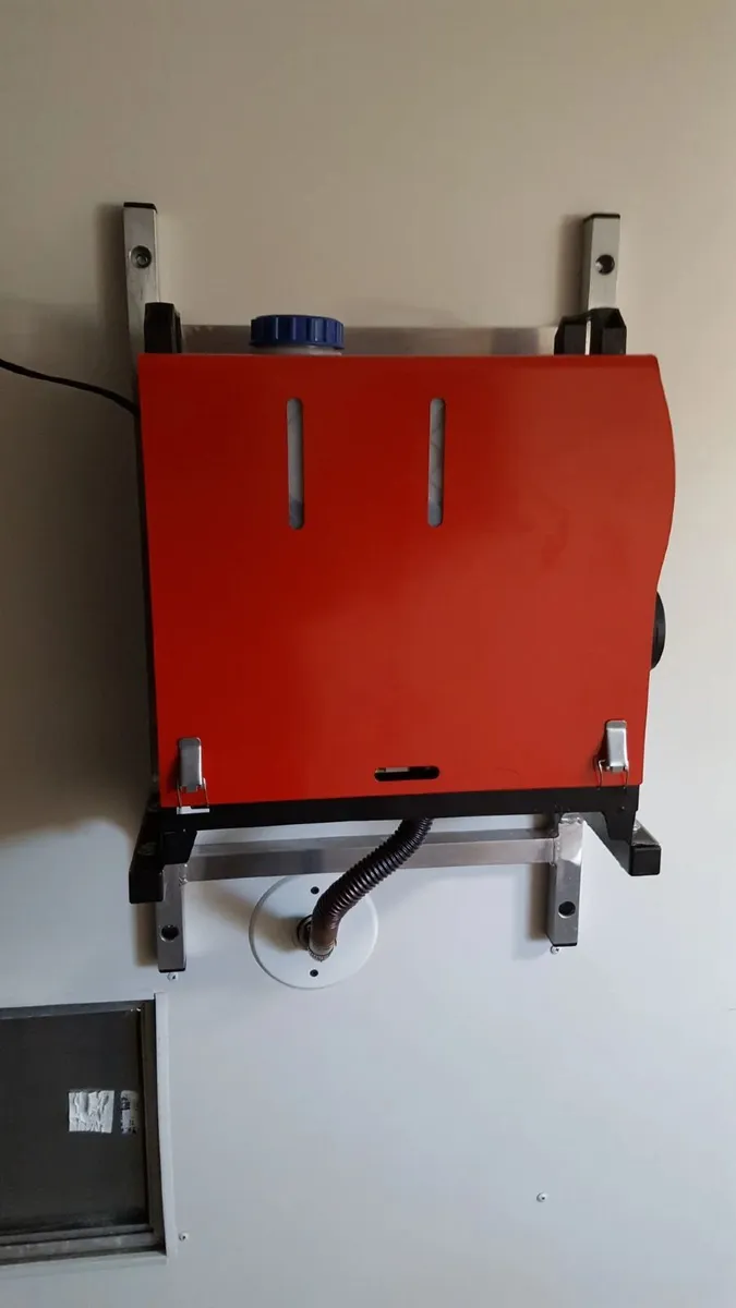 8kW Diesel Air Heater for Garage Shed Conservatory - Image 2