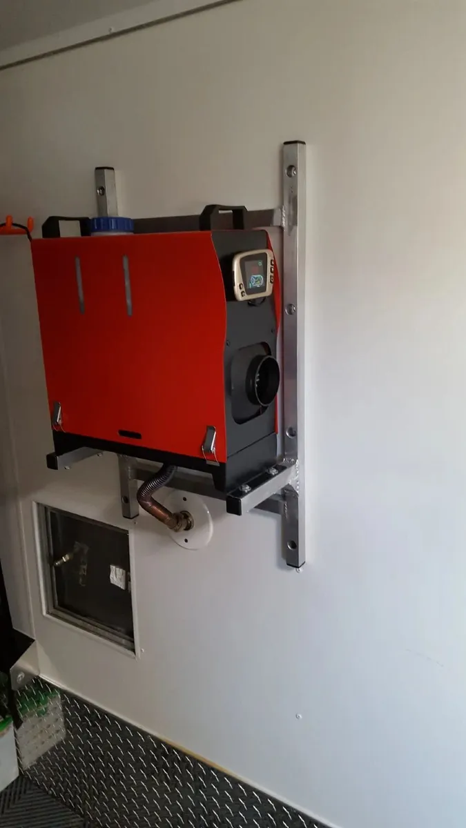 8kW Diesel Air Heater for Garage Shed Conservatory - Image 1