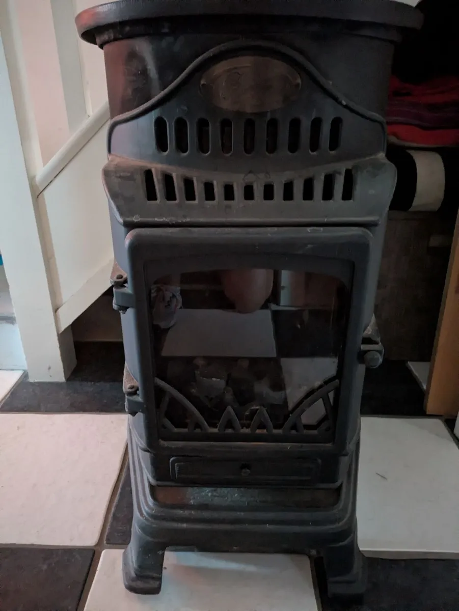 Gas Heater - takes a gas cylinder - Image 1