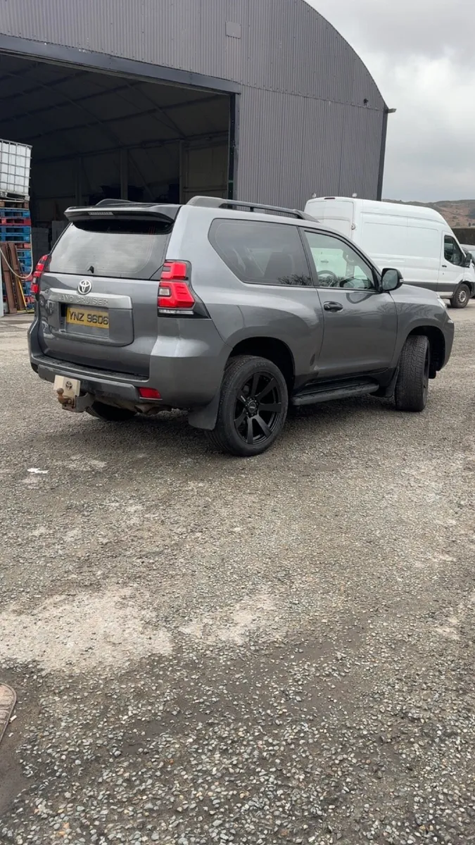 Toyota Land Cruiser 2019 - Image 2