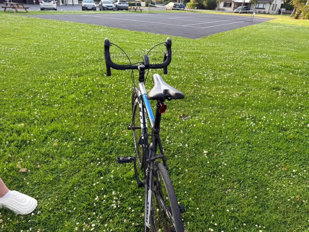 Trek alpha road bike - Image 3
