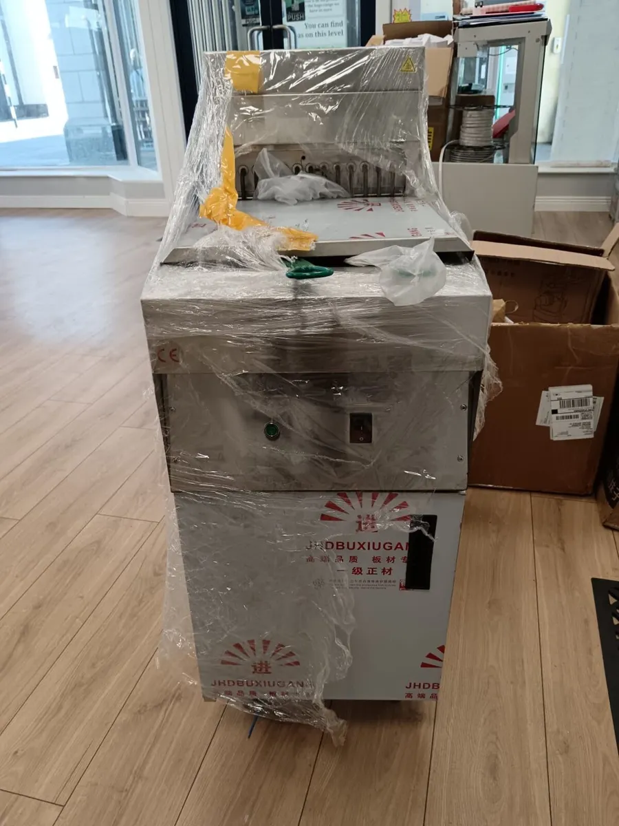 electric fryer - Image 1