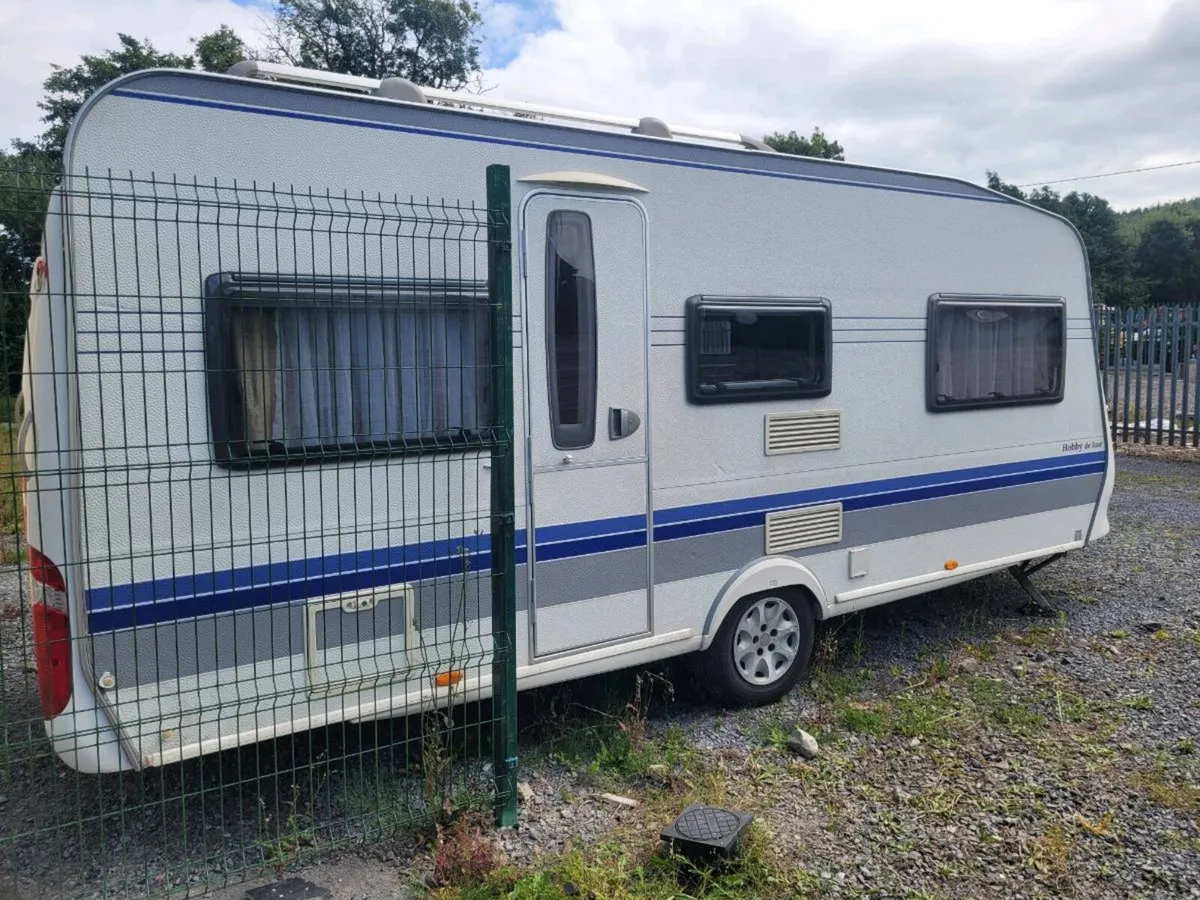 Caravan Hobby Easy deluxe 495 UK - Image 1
