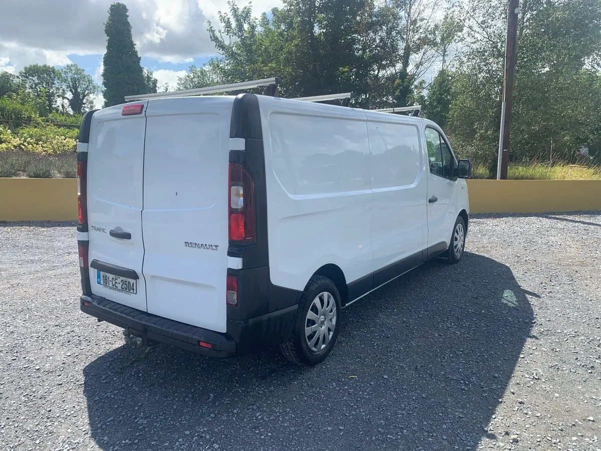 Renault traffic - Image 3
