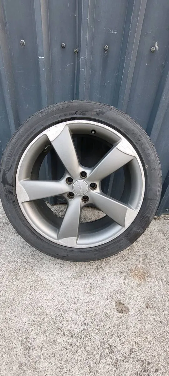 AUDI A6 20" ALLOYS - Image 1