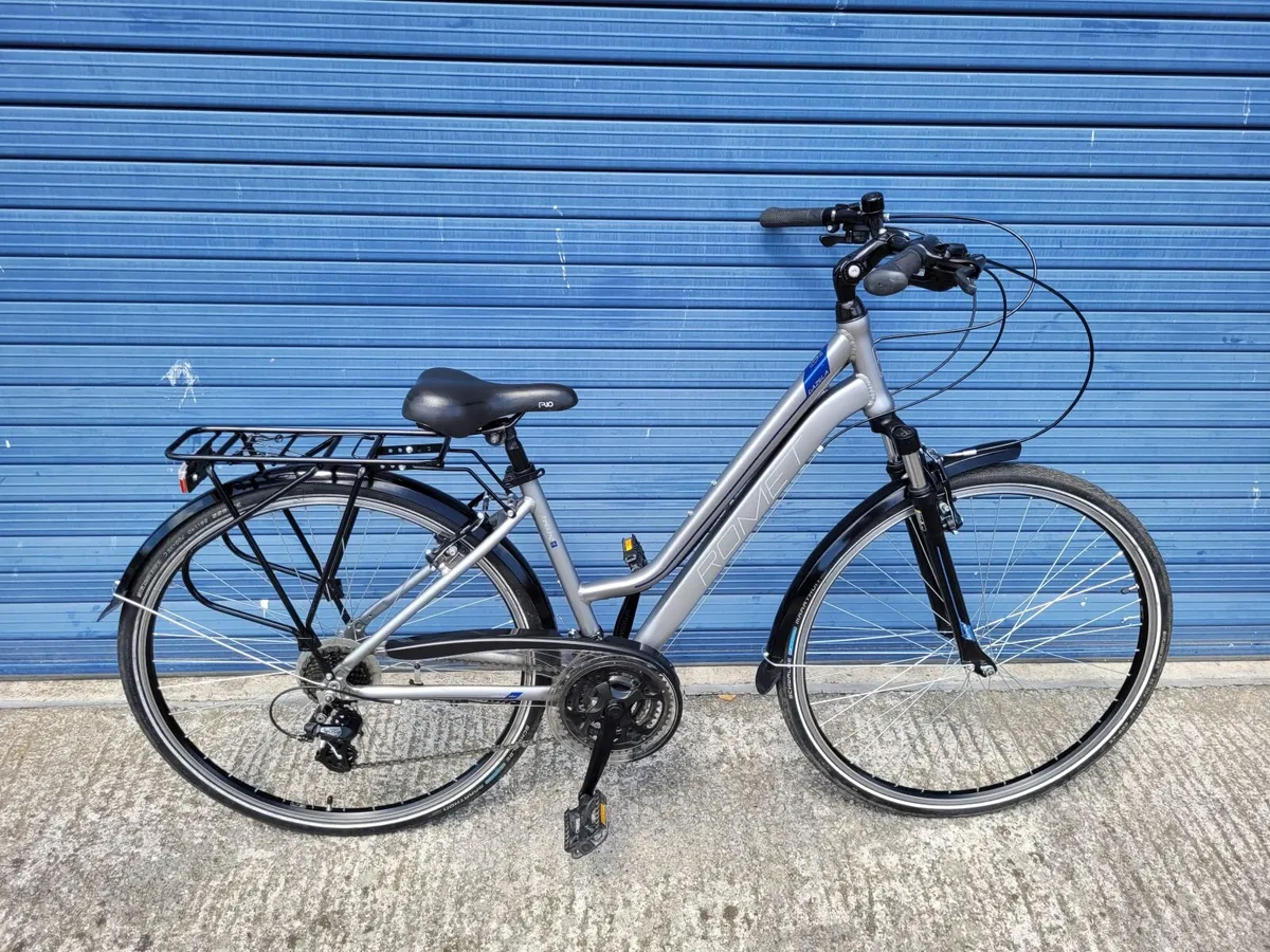 Ladies Hybrid Bicycle - Image 2
