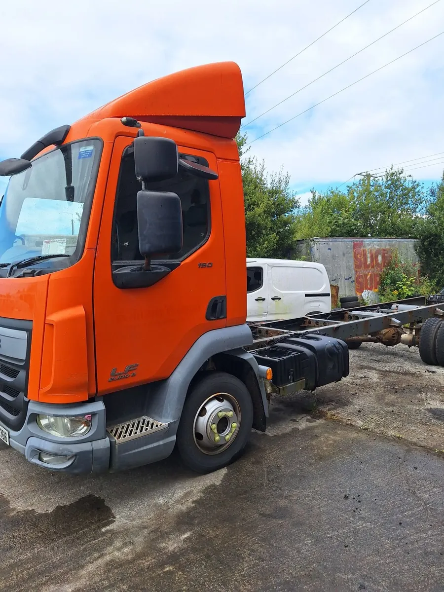 Daf truck chassis and cab 7.5 ton 2017 - Image 4