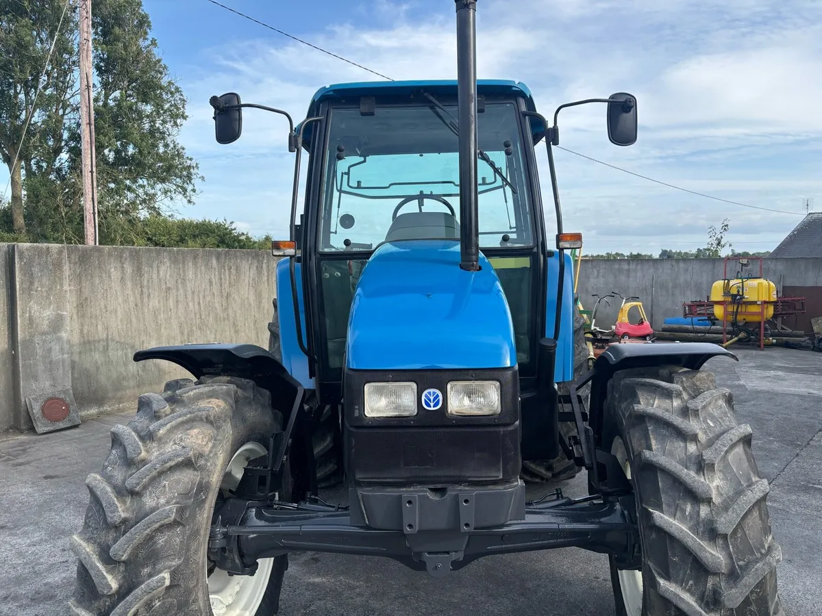1998 New Holland 7635 - Image 4