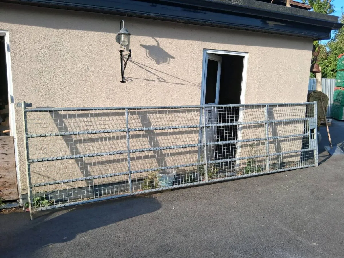 16ft Galvanised Gate (Like New)