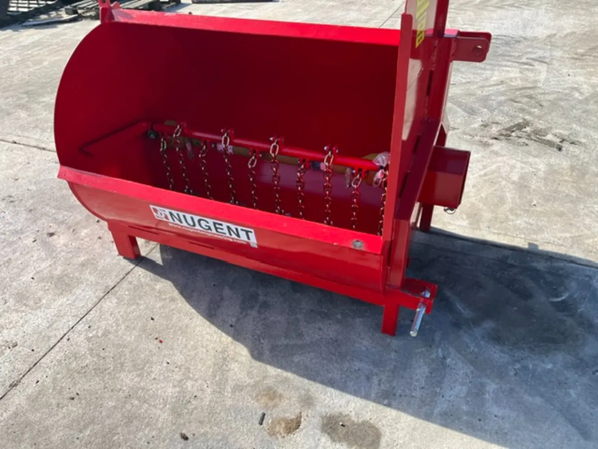 Nugent Mini Muck Spreader - Image 1