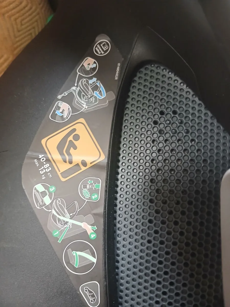 Car seat - Image 2