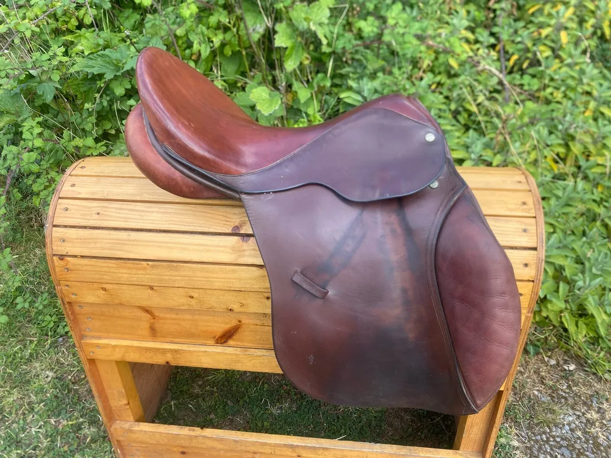 Berney brothers 17.5-18” medium - Image 3