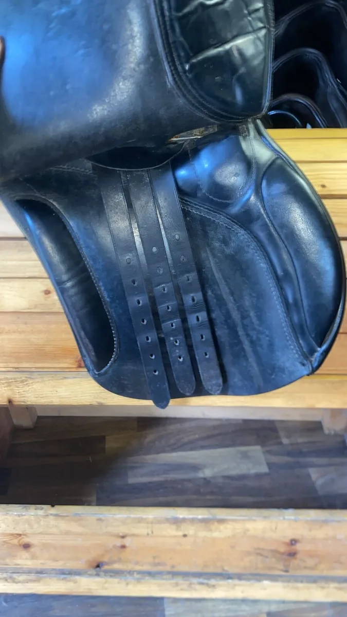 Cliff barnsby large black Leather saddle - Image 3