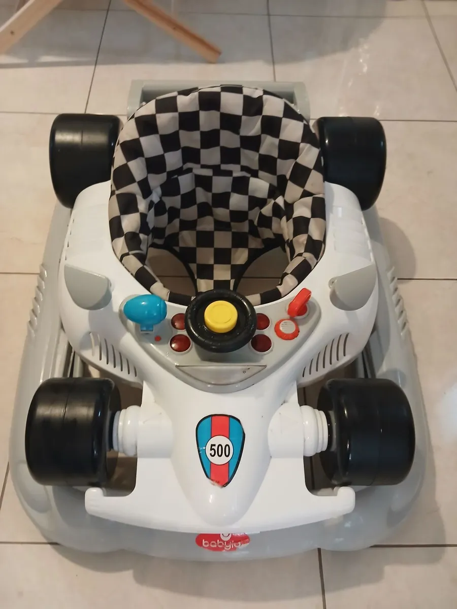 Walker (Racing Car)