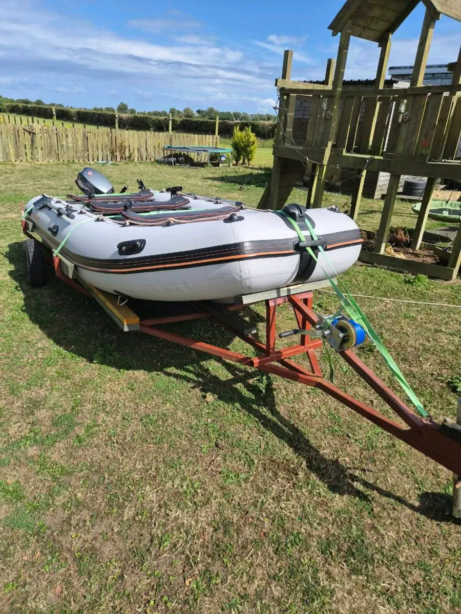 Boat - Image 1