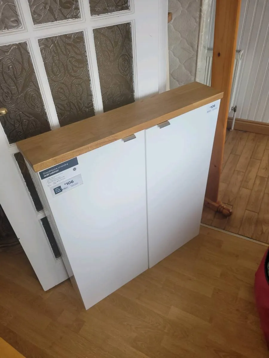 Cabinet - Image 1