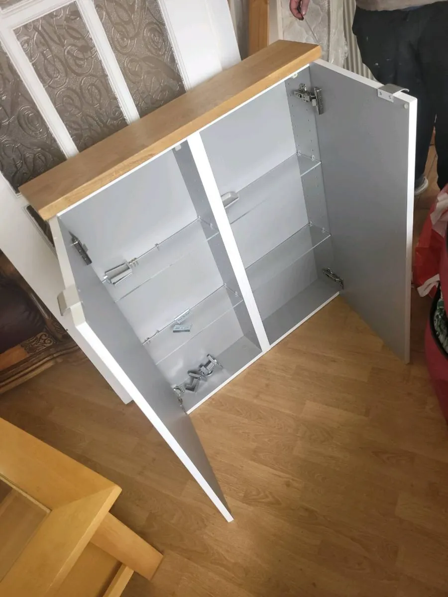 Cabinet - Image 2
