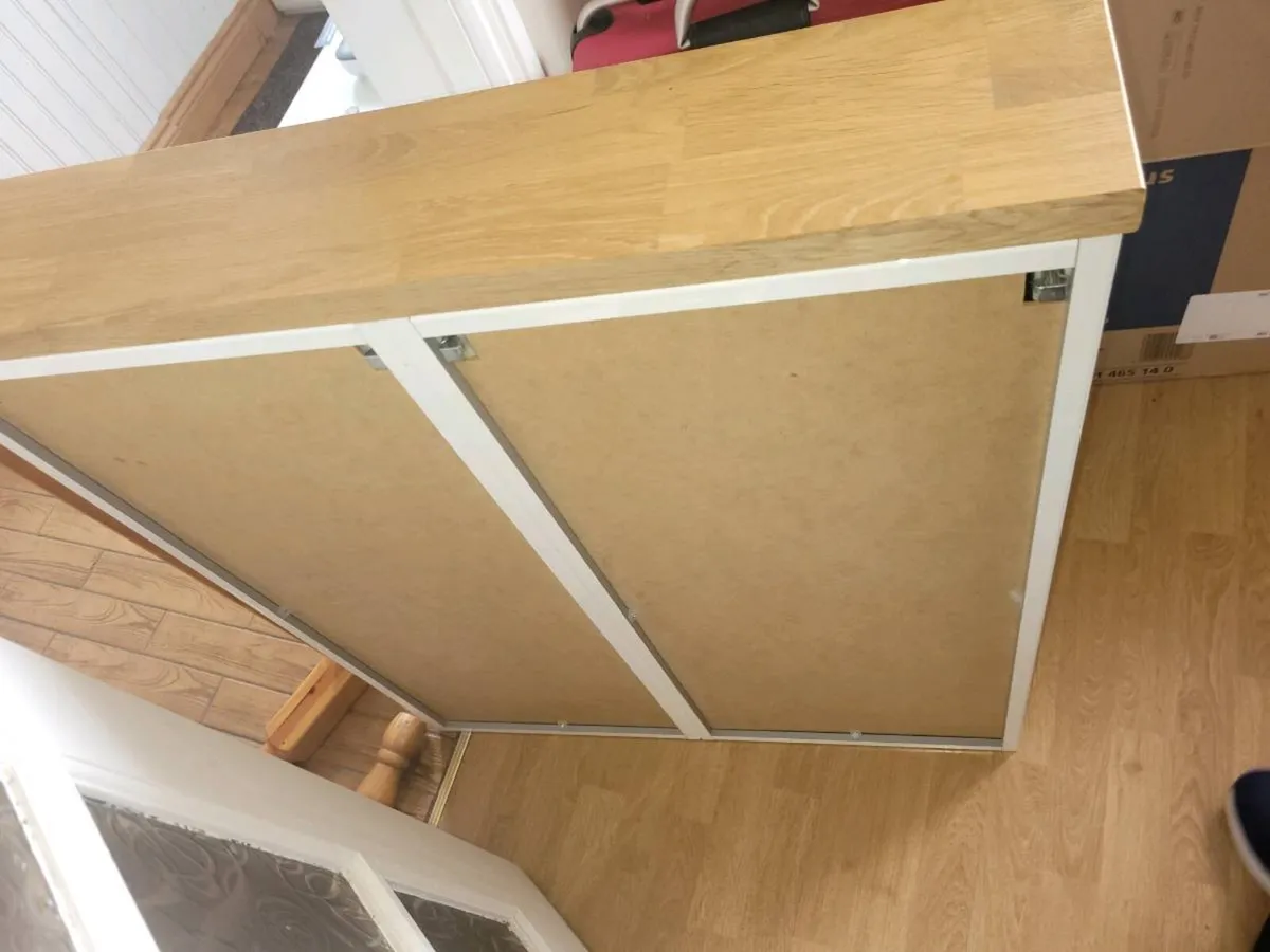 Cabinet - Image 3