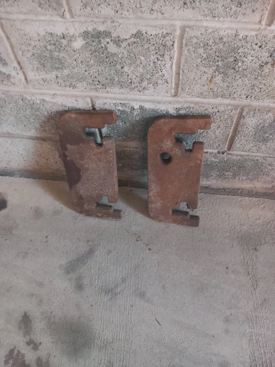 Ferguson Plough, Ford Q Cab Roof & Weights - Image 2