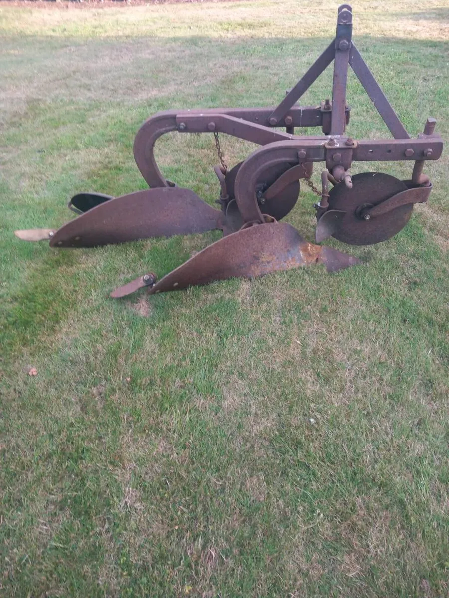 Ferguson Plough, Ford Q Cab Roof & Weights - Image 3