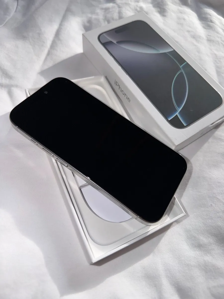iPhone 16 Pro 128GB White Titanium - Image 2