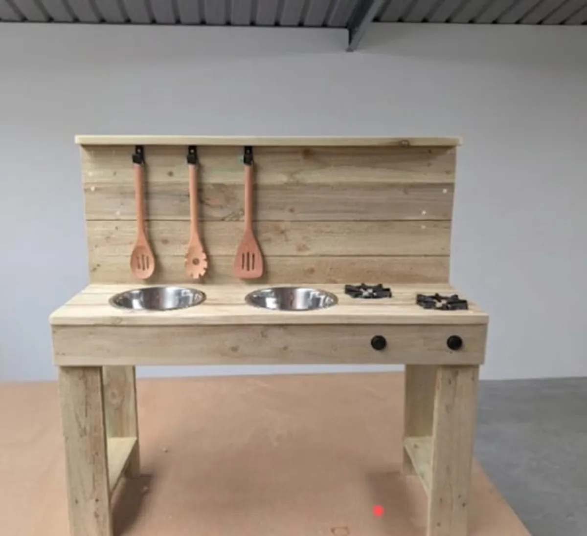 Children's Mud Kitchen