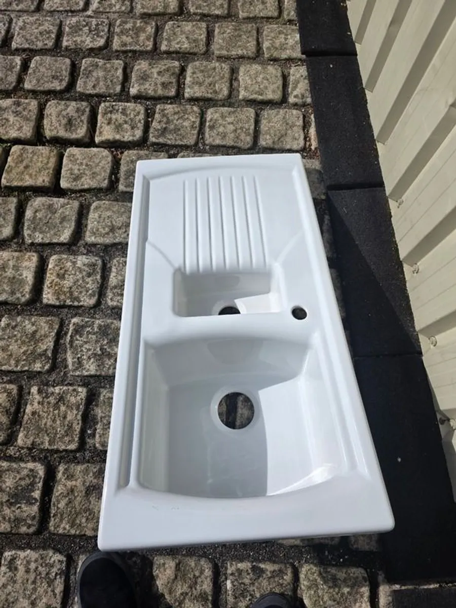 Kitchen sink Belfast style - Image 2