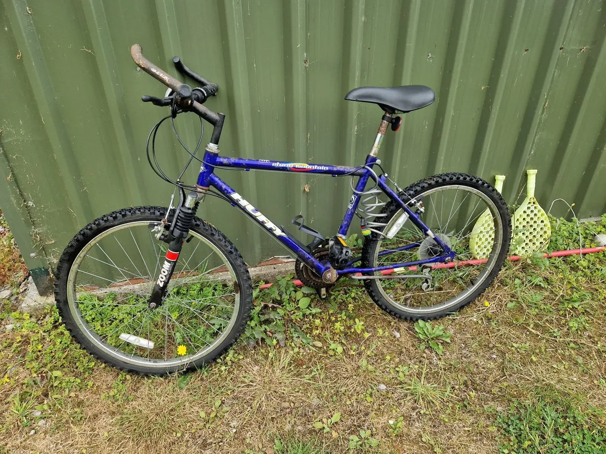Childs bicycle - Image 1