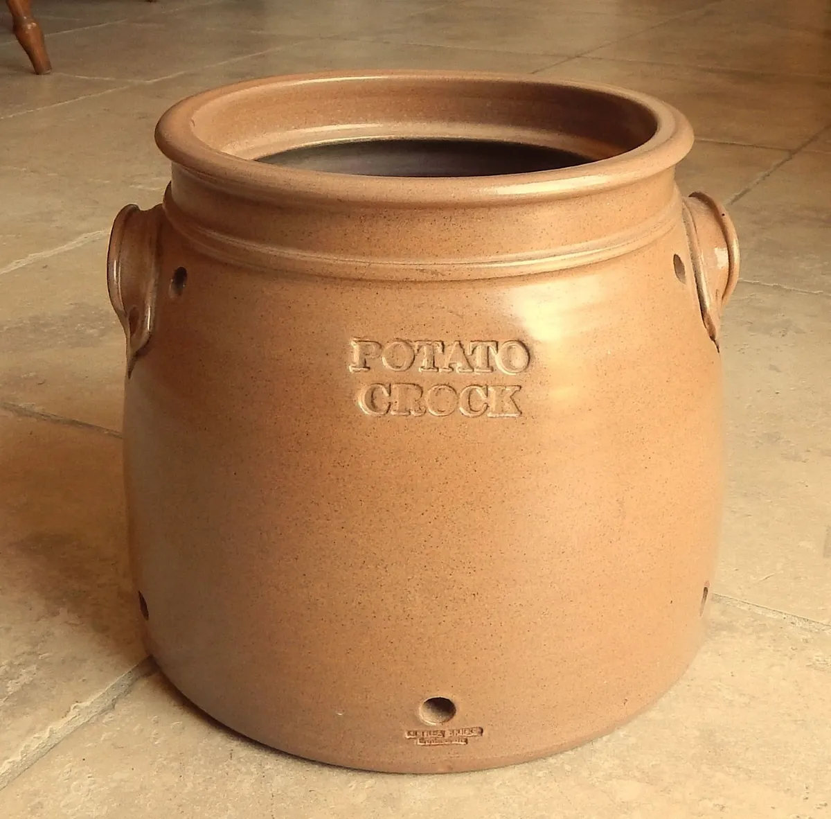 Large Kiltrea Pottery Stoneware Potato Crock - Image 2