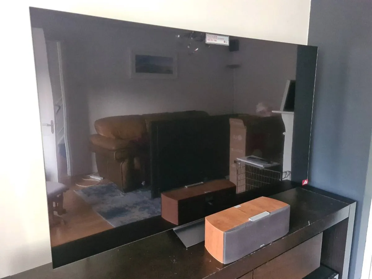 Brand new LG OLED 65C5 TV in box - Image 4