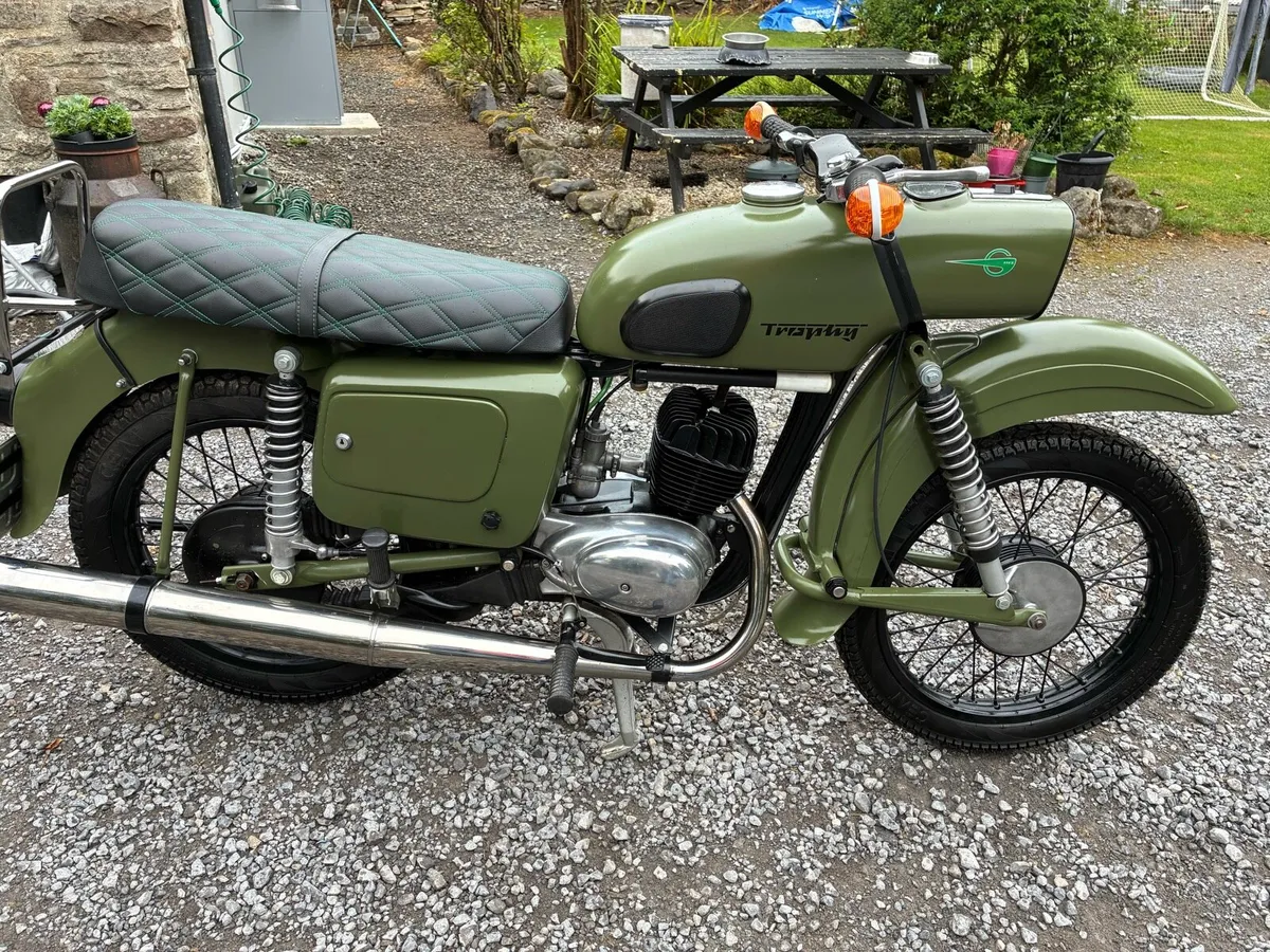 Vintage MZ ES 150 Trophy 1975. Exceptional Classic - Image 4
