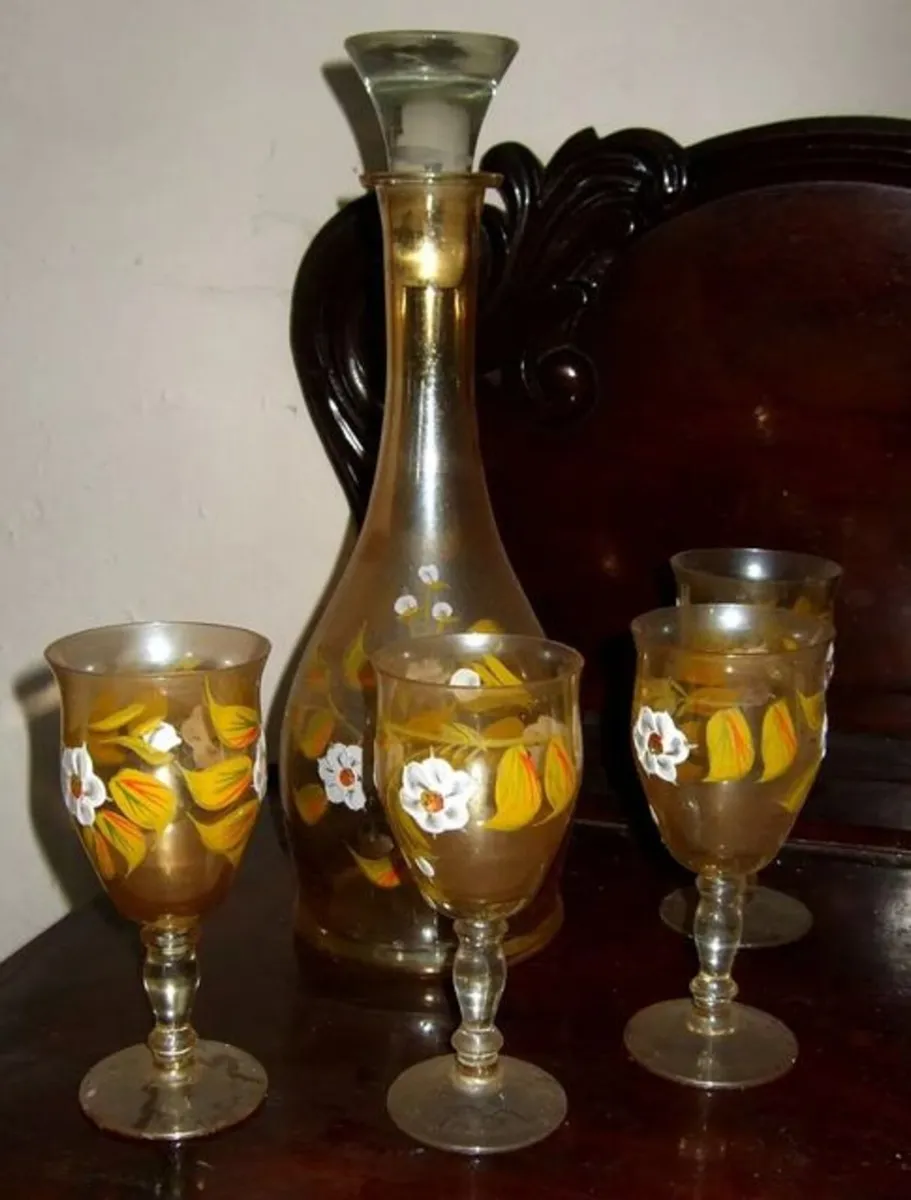 Vintage Bohemian Amber Glass Decanter & 4 Glasses - Image 2