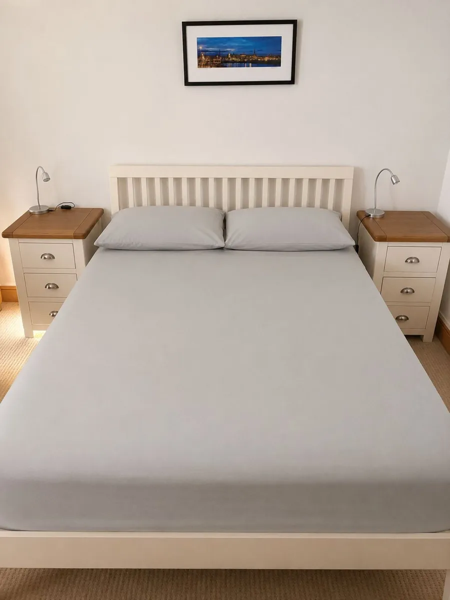 Beautiful Double Bed Frame and Mattress - Image 1