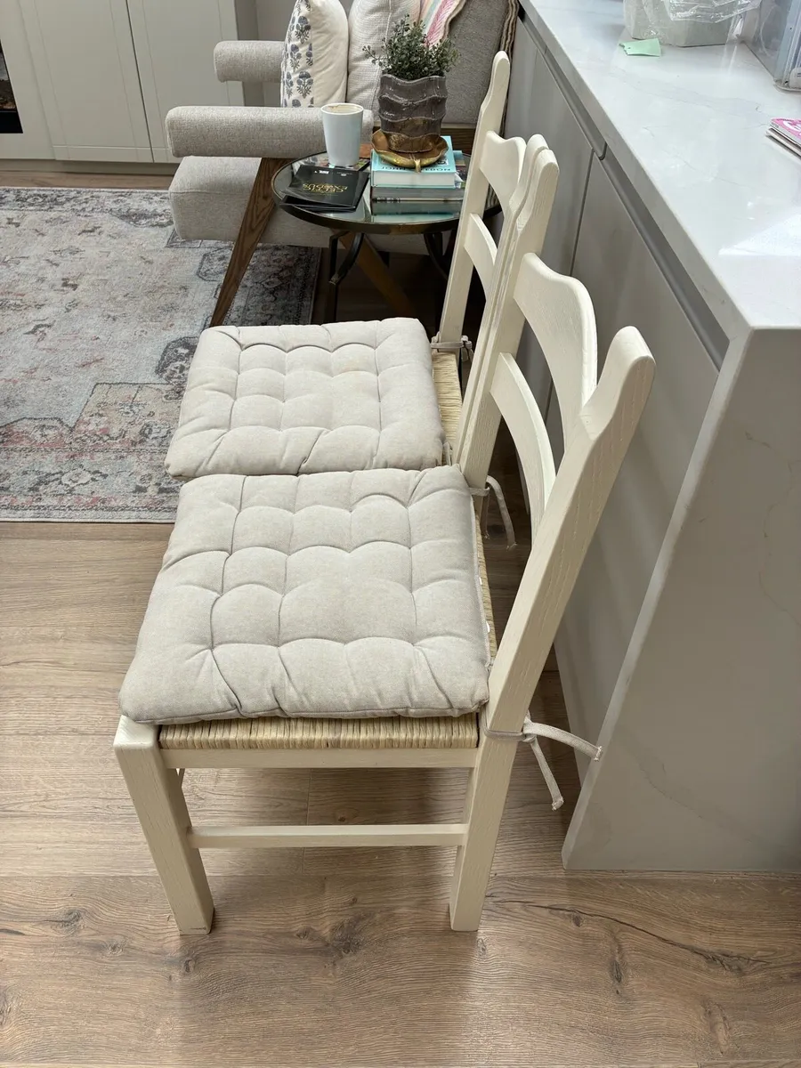 Kitchen chairs - Image 2