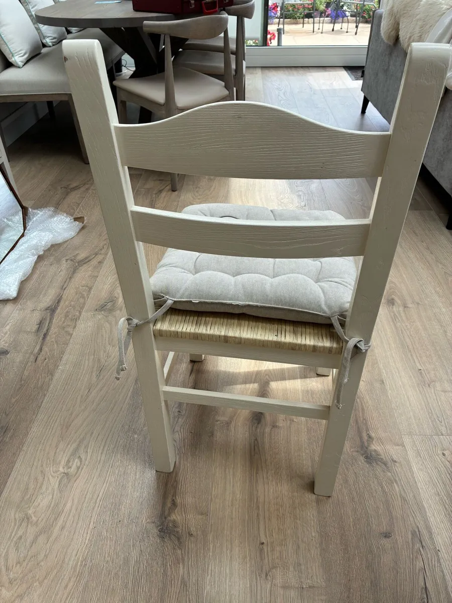 Kitchen chairs - Image 3