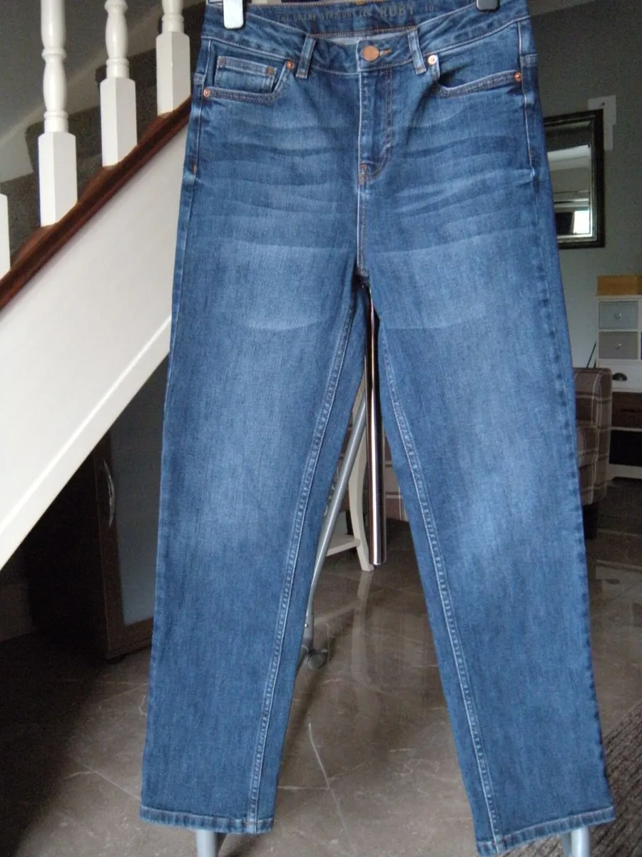 Straight Leg Oasis Jeans, 10. (Cost me €50) - Image 2