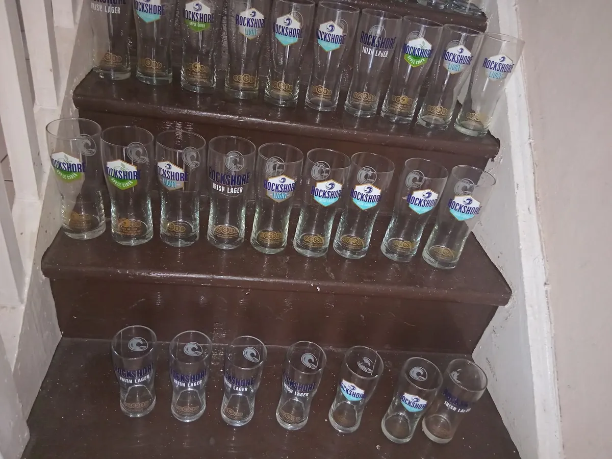 48 ROCKSHORE PINT GLASSES & 7 ROCKSHORE HALF PINT - Image 2