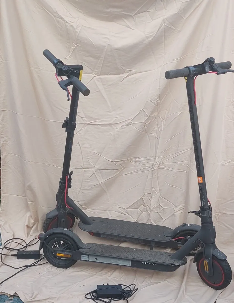 E scooter - Image 1