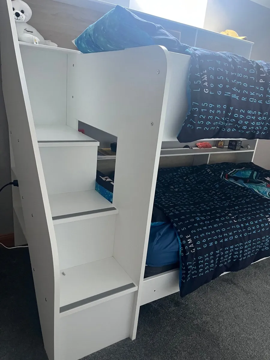 Mid sleeper bed - Image 1
