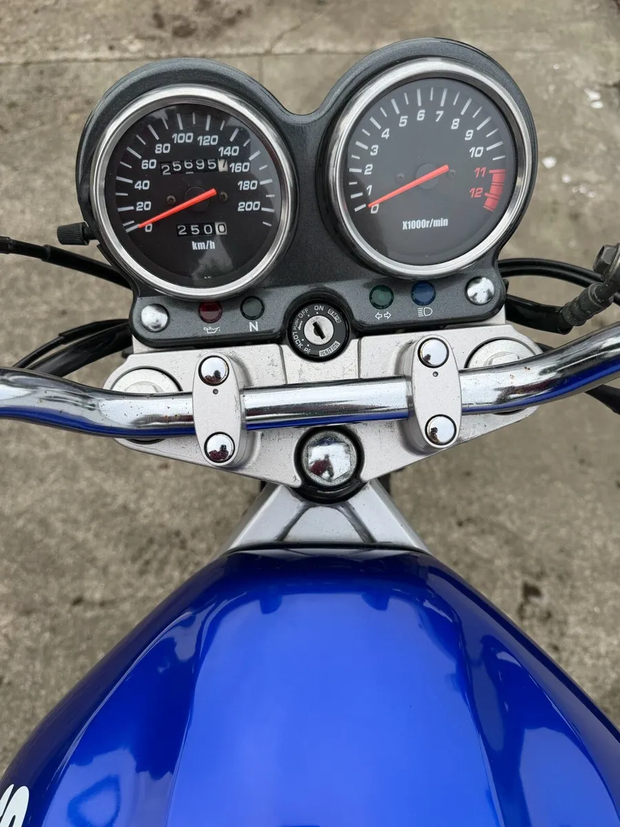 Suzuki GS 500 - Image 4