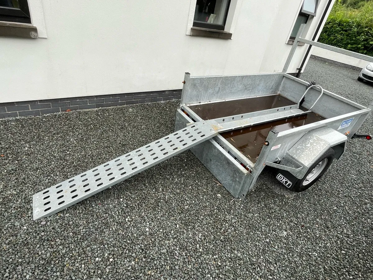 Motorcycle trailer ramp - Image 1
