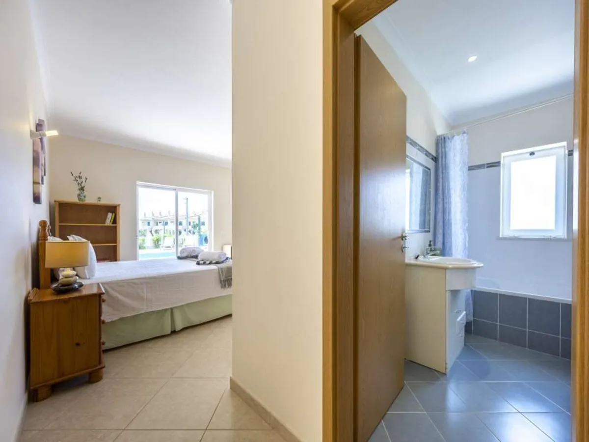 Algarve Portugal Villa Rental - Image 4