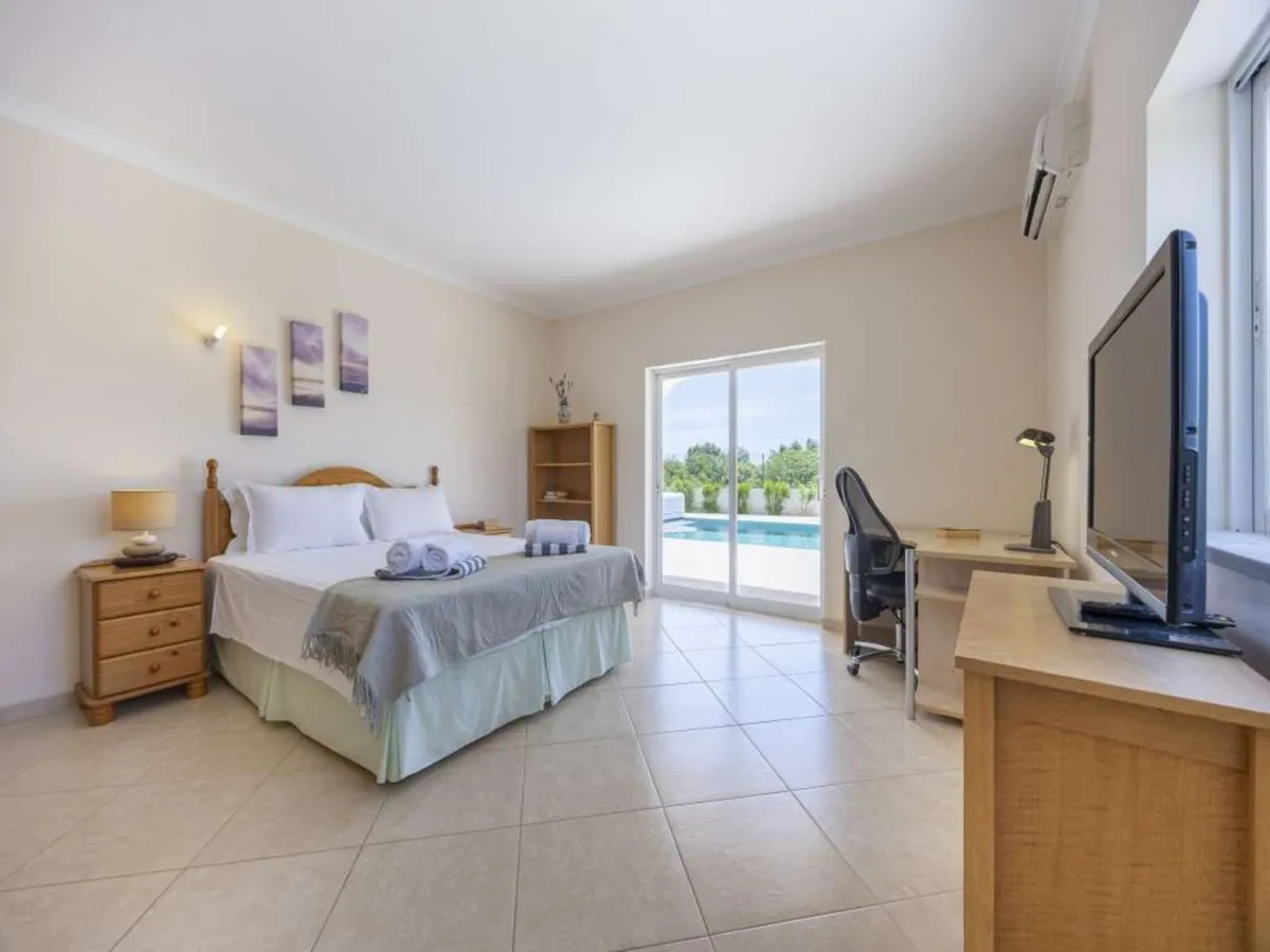 Algarve Portugal Villa Rental - Image 2