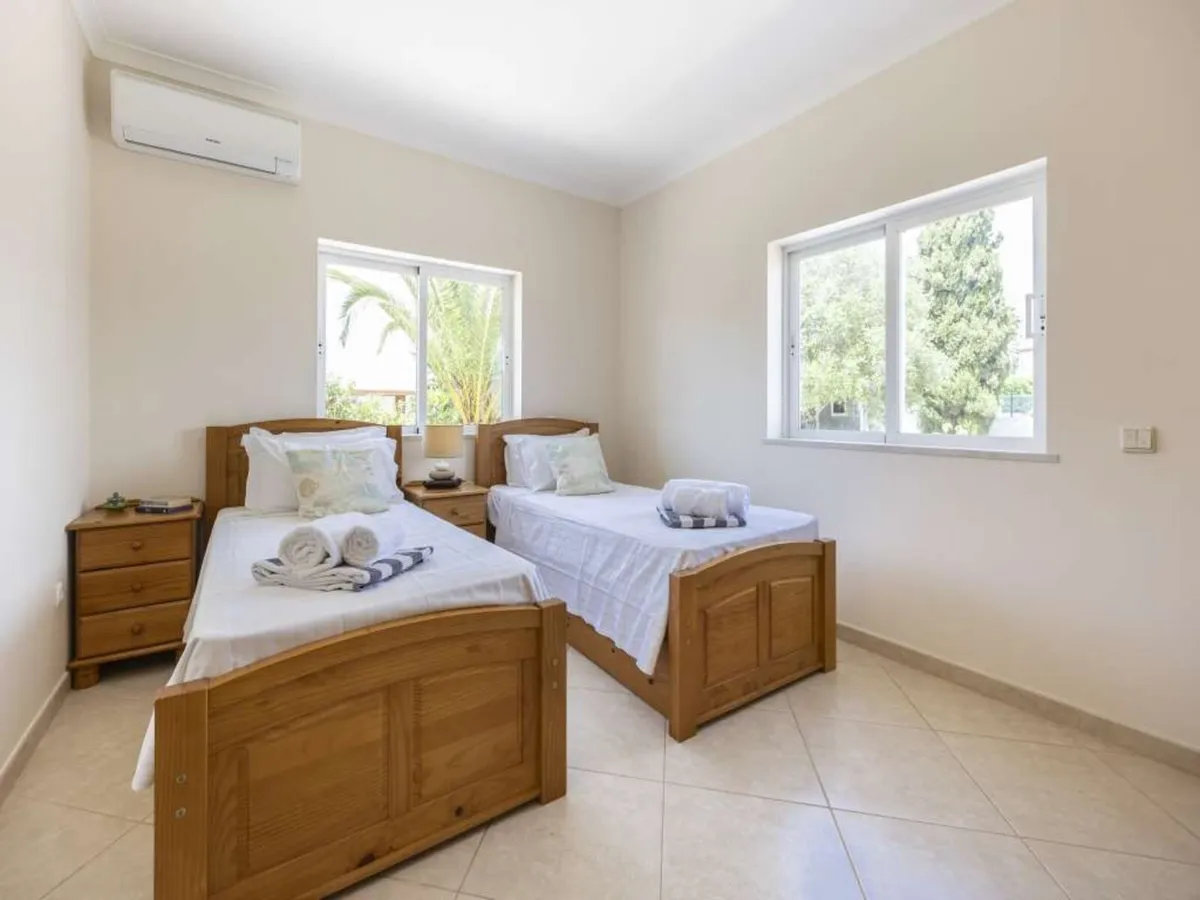 Algarve Portugal Villa Rental - Image 3