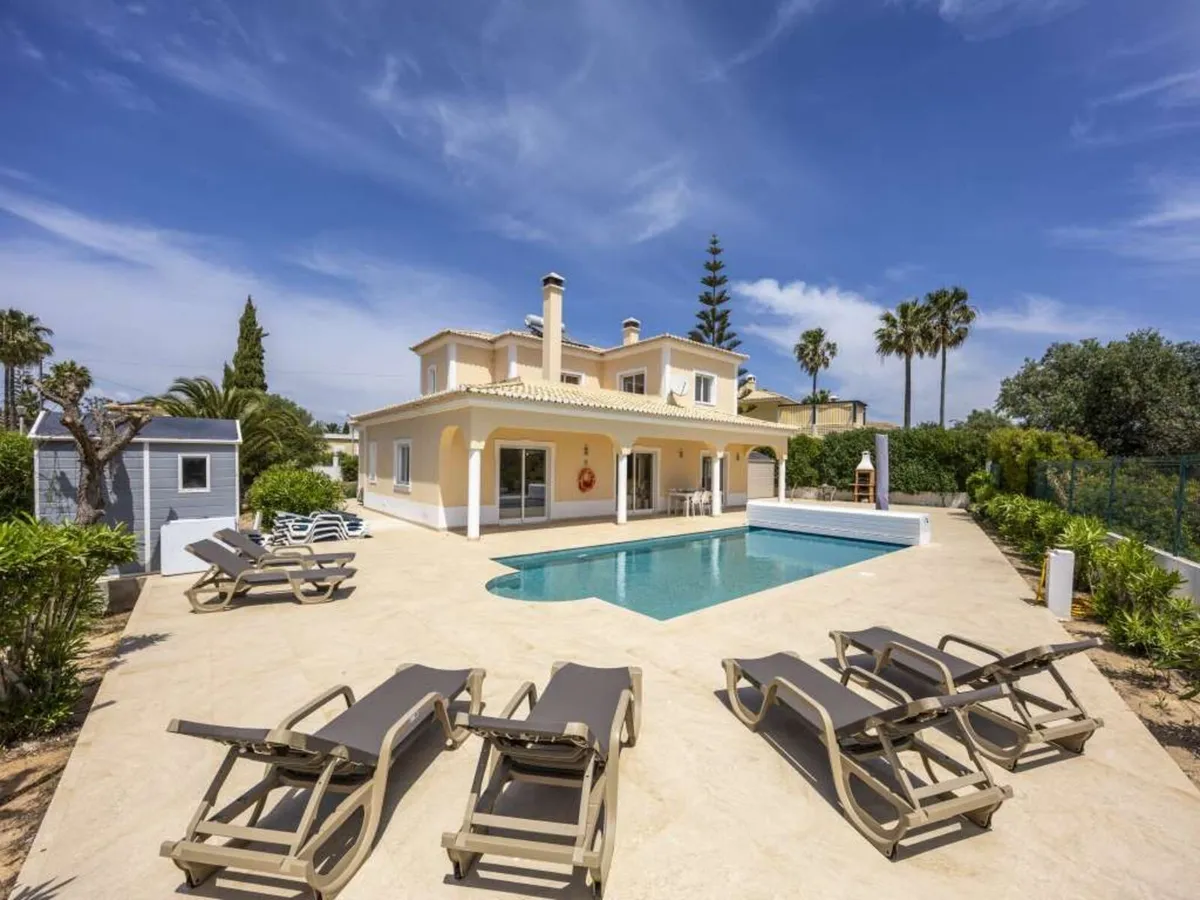 Algarve Portugal Villa Rental - Image 1