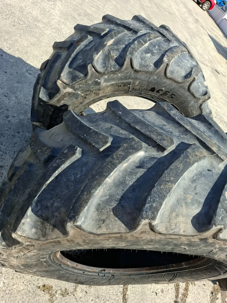 540-65-28 TYRES - Image 2
