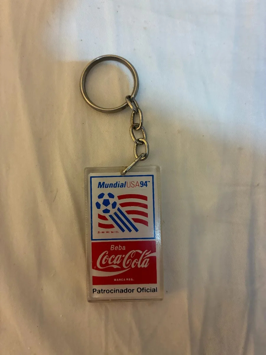 1994 World Cup Coca Cola Key Ring - Image 2