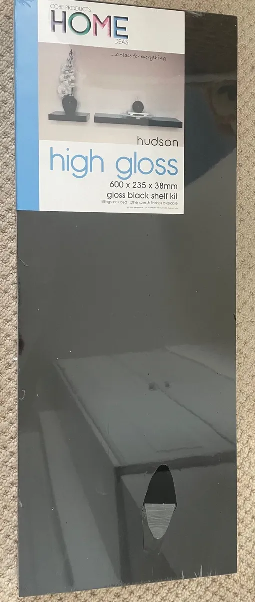 2 Floating Shelves - Image 1