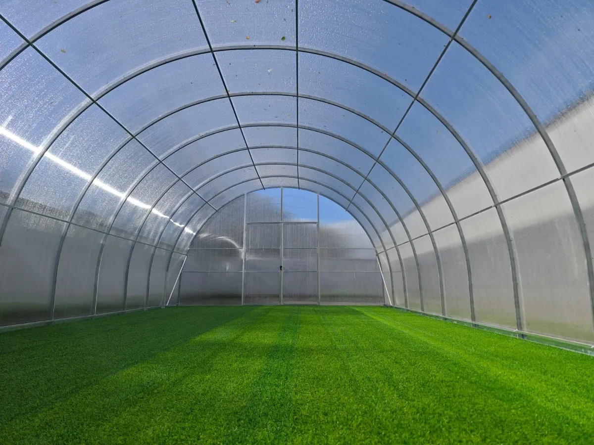 Titan 5 Polycarbonate greenhouse/polytunnel - Image 1